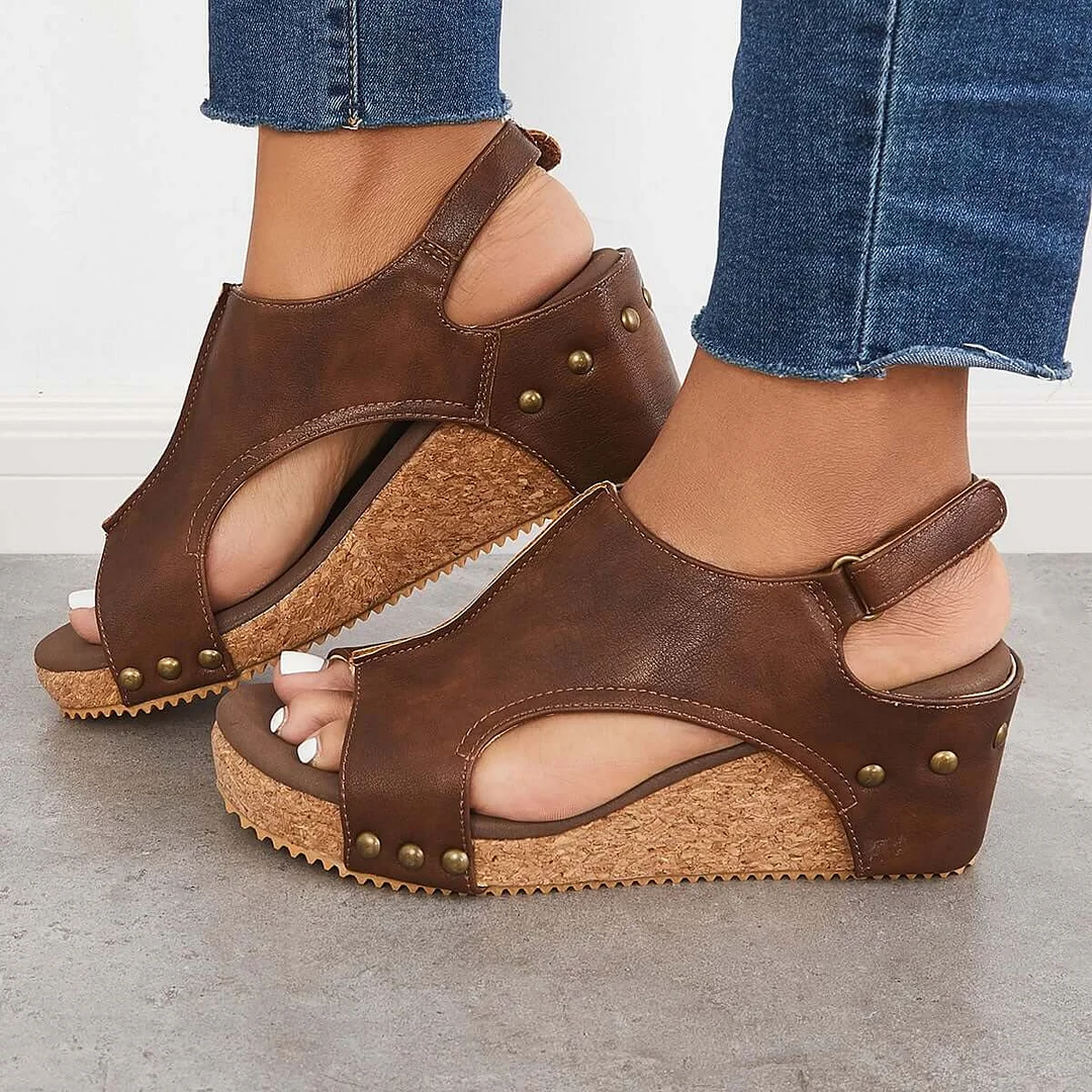 Gabriela - Wkładane sandały na koturnie i platformie z korka z paskiem z tyłu i klamrą na kostce