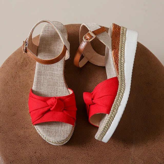 Julieta | Stylowe damskie sandały na koturnie z wiązaniem