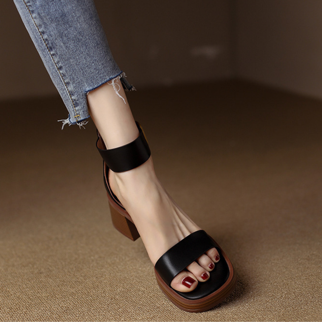 Graciela | Sandały z podwójnym paskiem