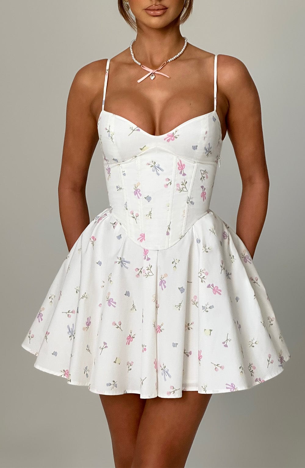 Sukienka Mini Analeigh - Wielokolorowy Kwiatowy Wzór Biała