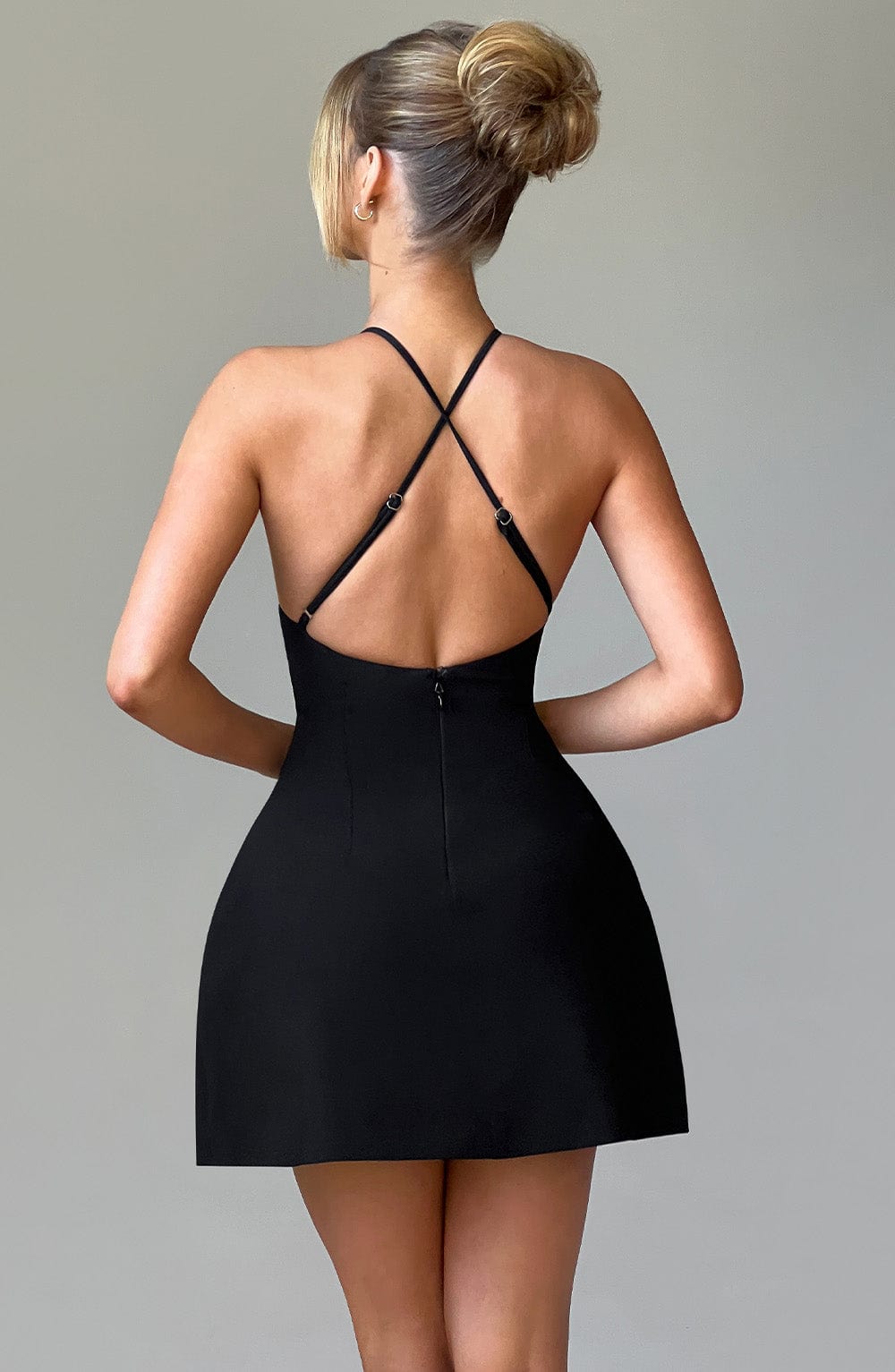 Sukienka Mini Jayne - Czarna