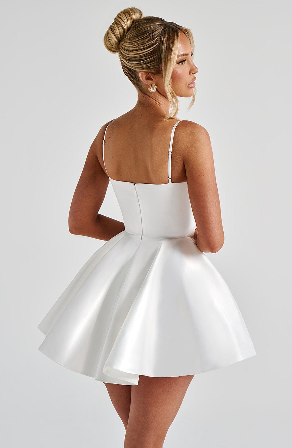 Mini sukienka Poppy - Perłowa