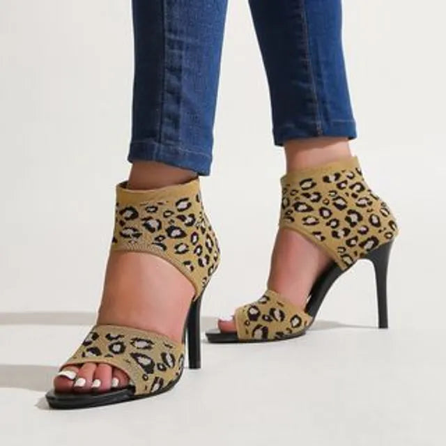 Zapatos con tacones | Julietta™