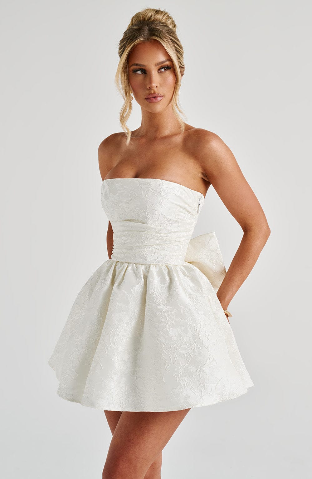 Mini sukienka Salome - Kość słoniowa