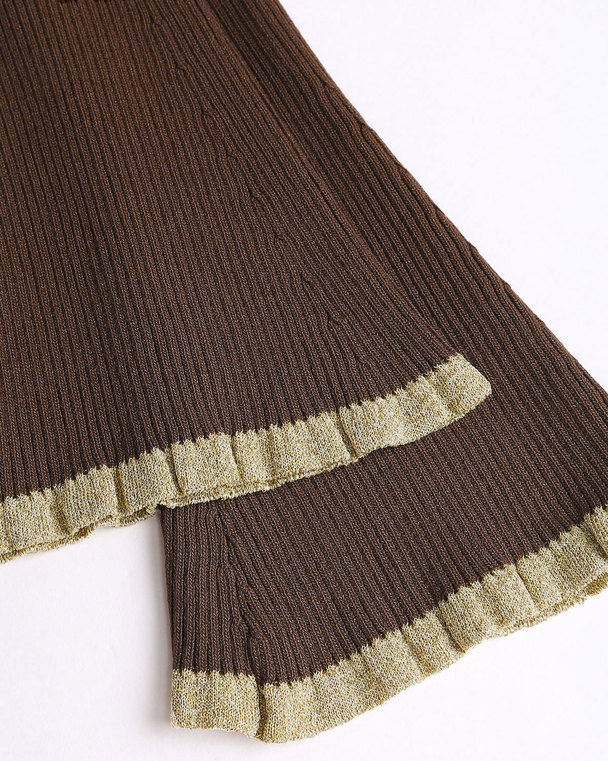 Vestido de Suéter Ajustado con Botones Color Marrón