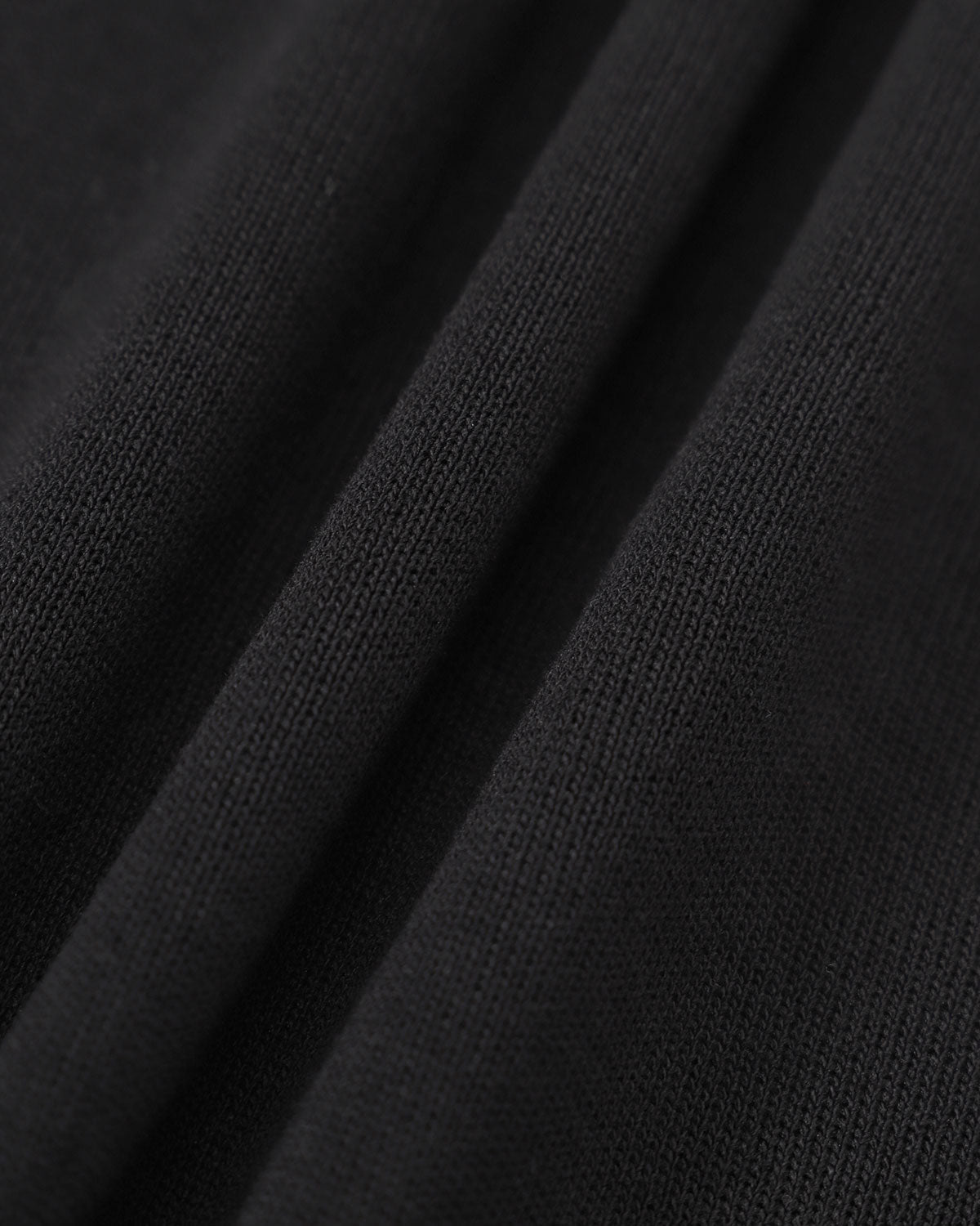 Vestido Mini de Suéter de Manga Larga en Negro Contrastante