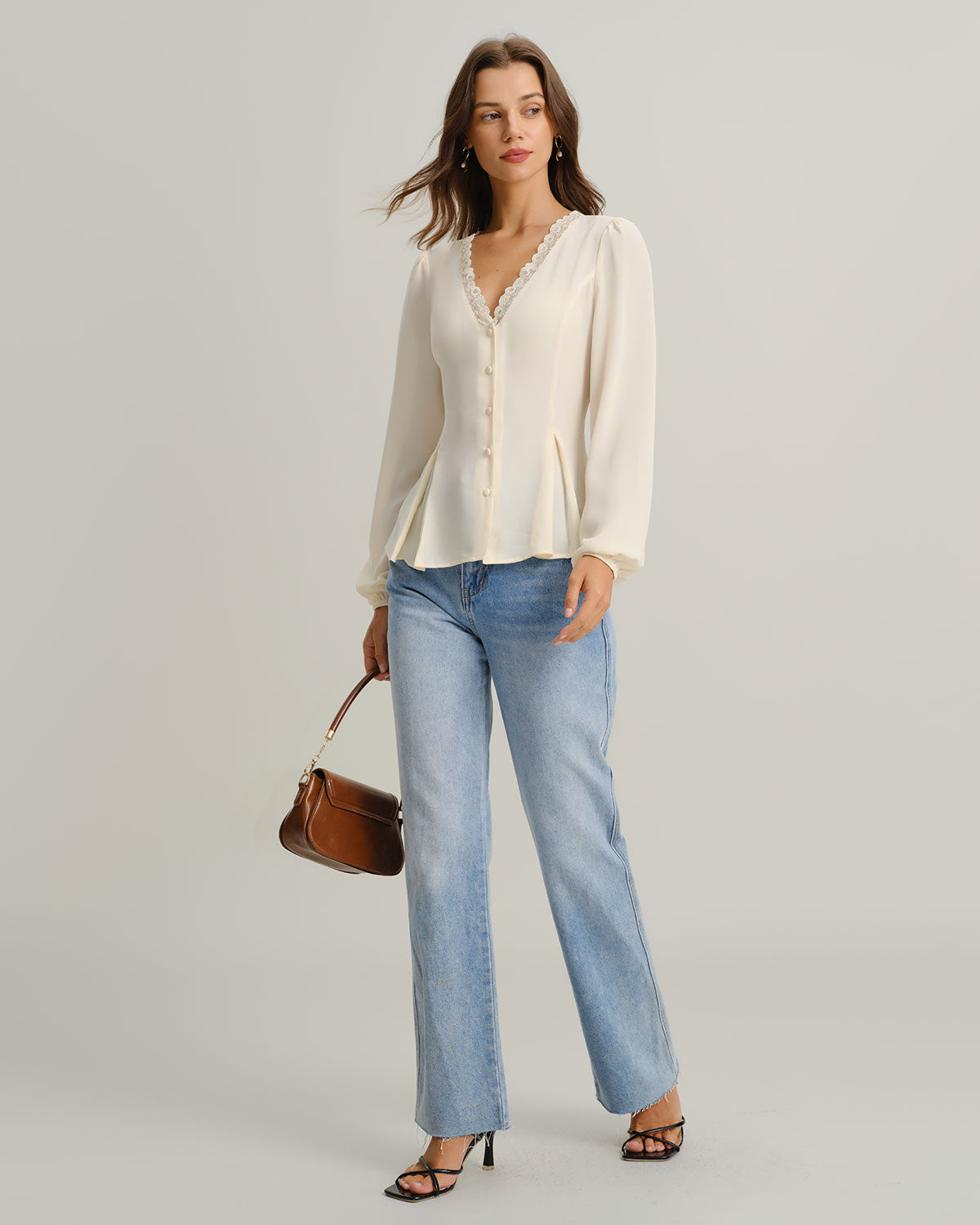 Blusa de Manga Larga con Encaje y Escote en V Color Albaricoque