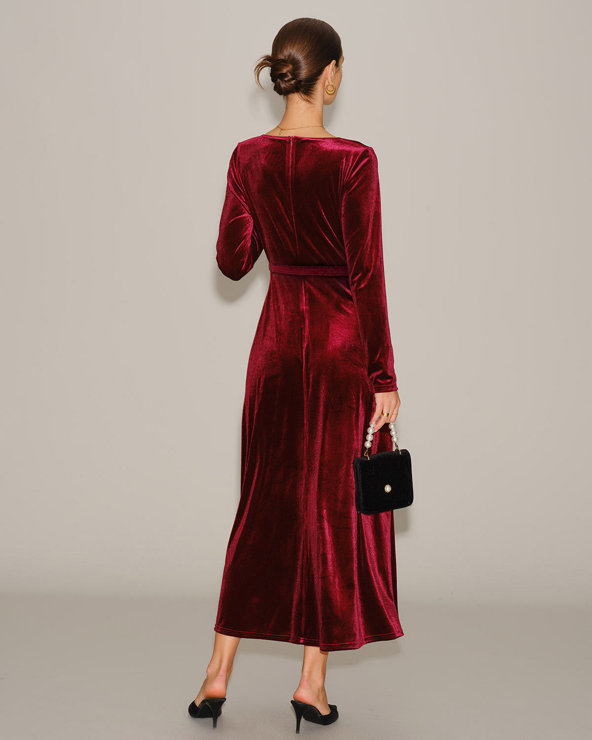 Vestido Maxi de Terciopelo Rojo Vino con Escote en V