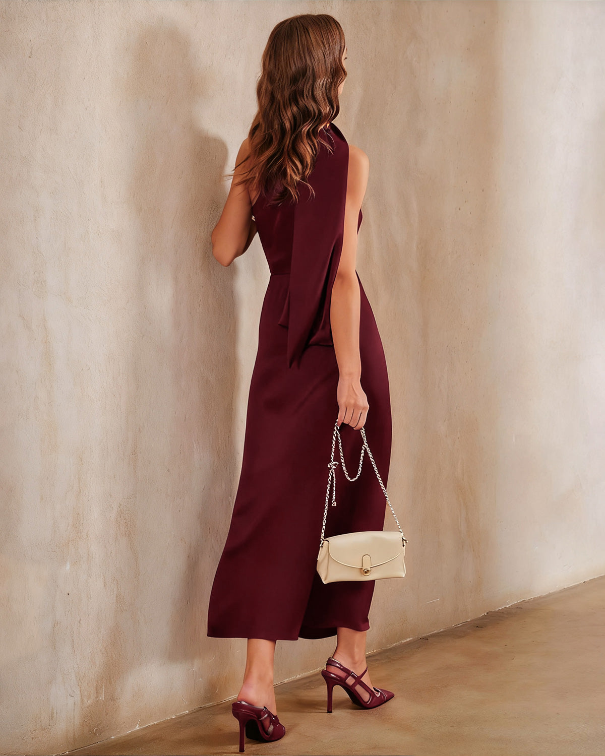 Vestido Maxi de Satén Rojo Vino de Un Hombro