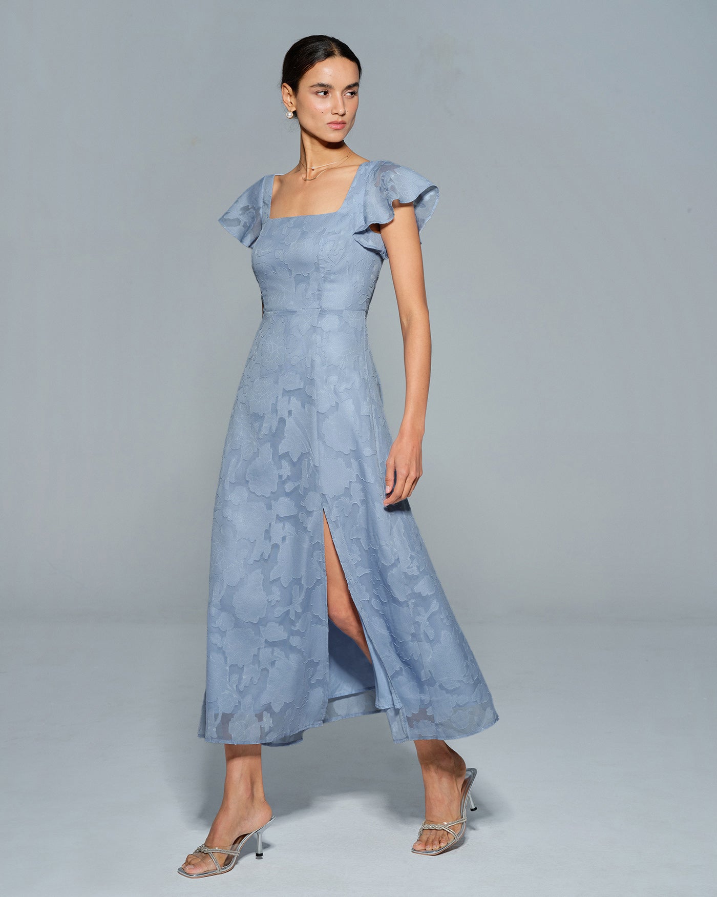 Vestido Midi de Cuello Cuadrado Floral Azul