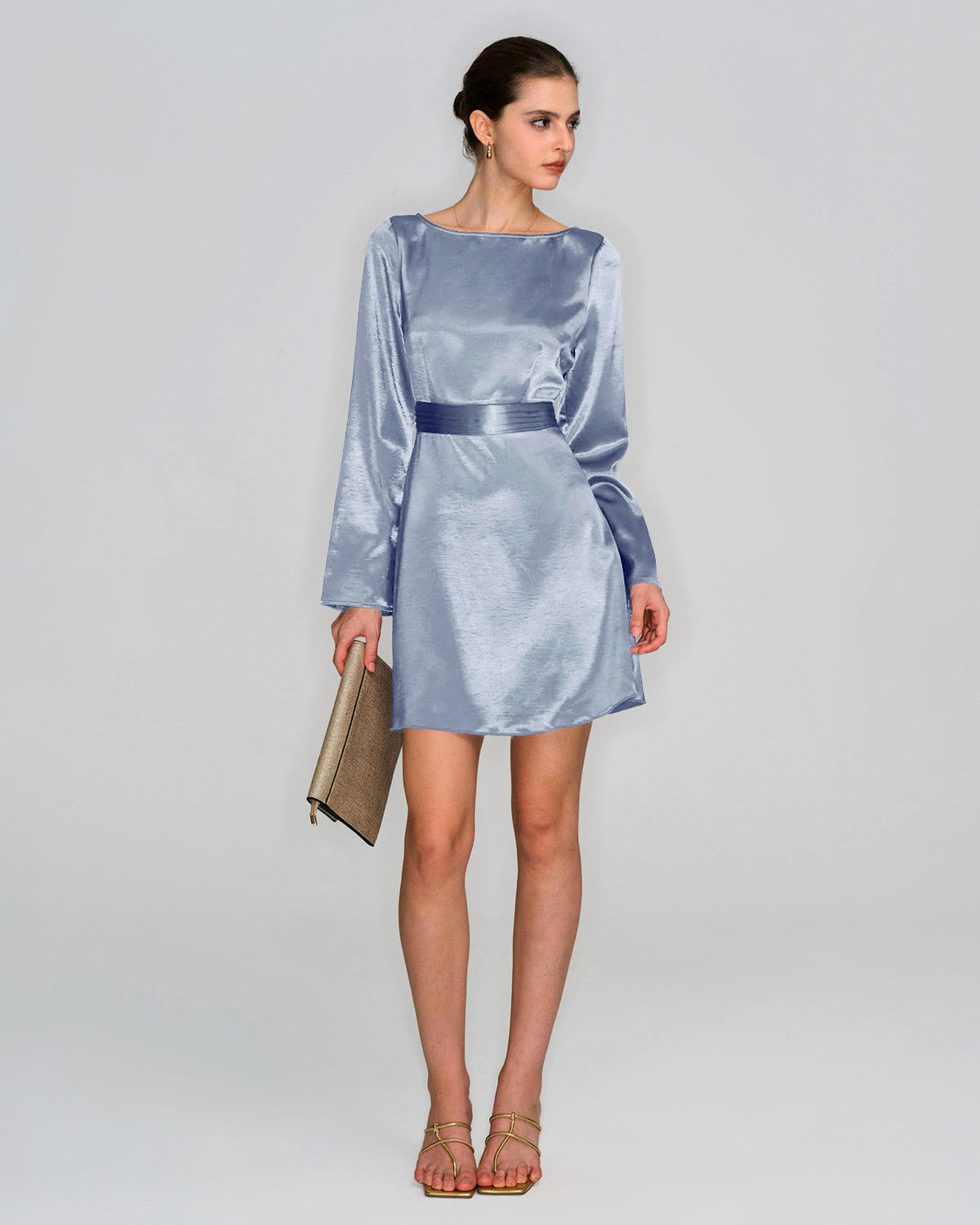 Vestido Mini de Satén con Cuello Barco Azul