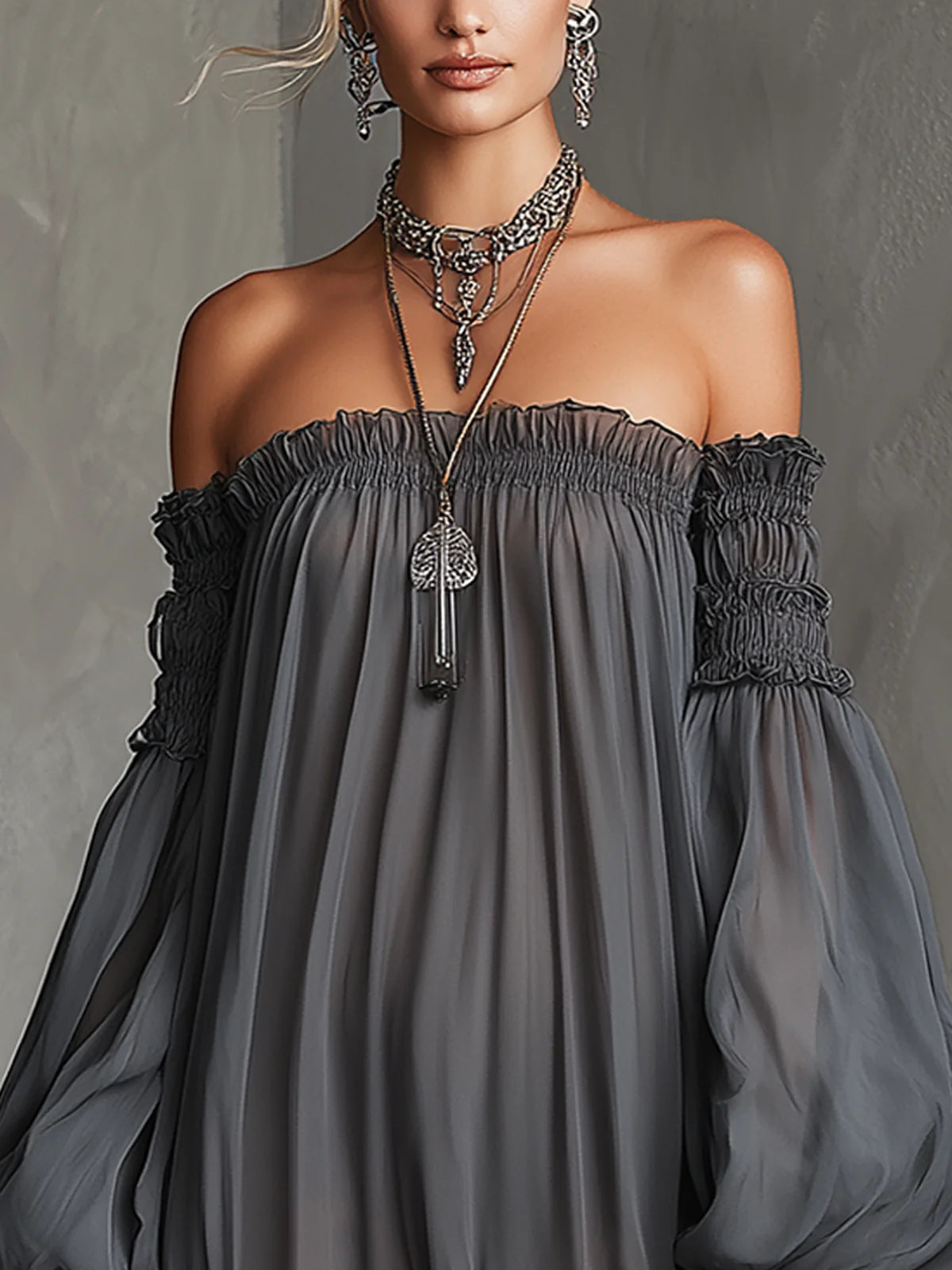 Vera | Vestido Maxi Transparente con Hombros al Descubierto