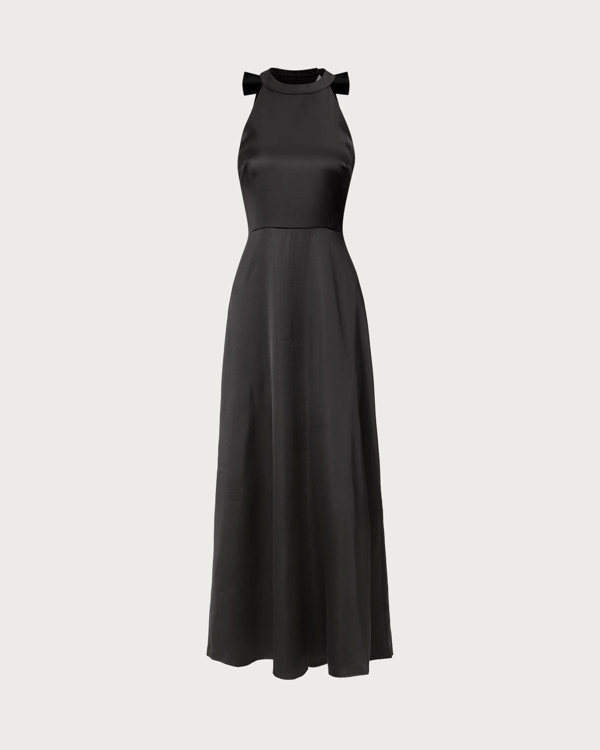El Vestido Maxi Cortado con Halter y Lazo Negro