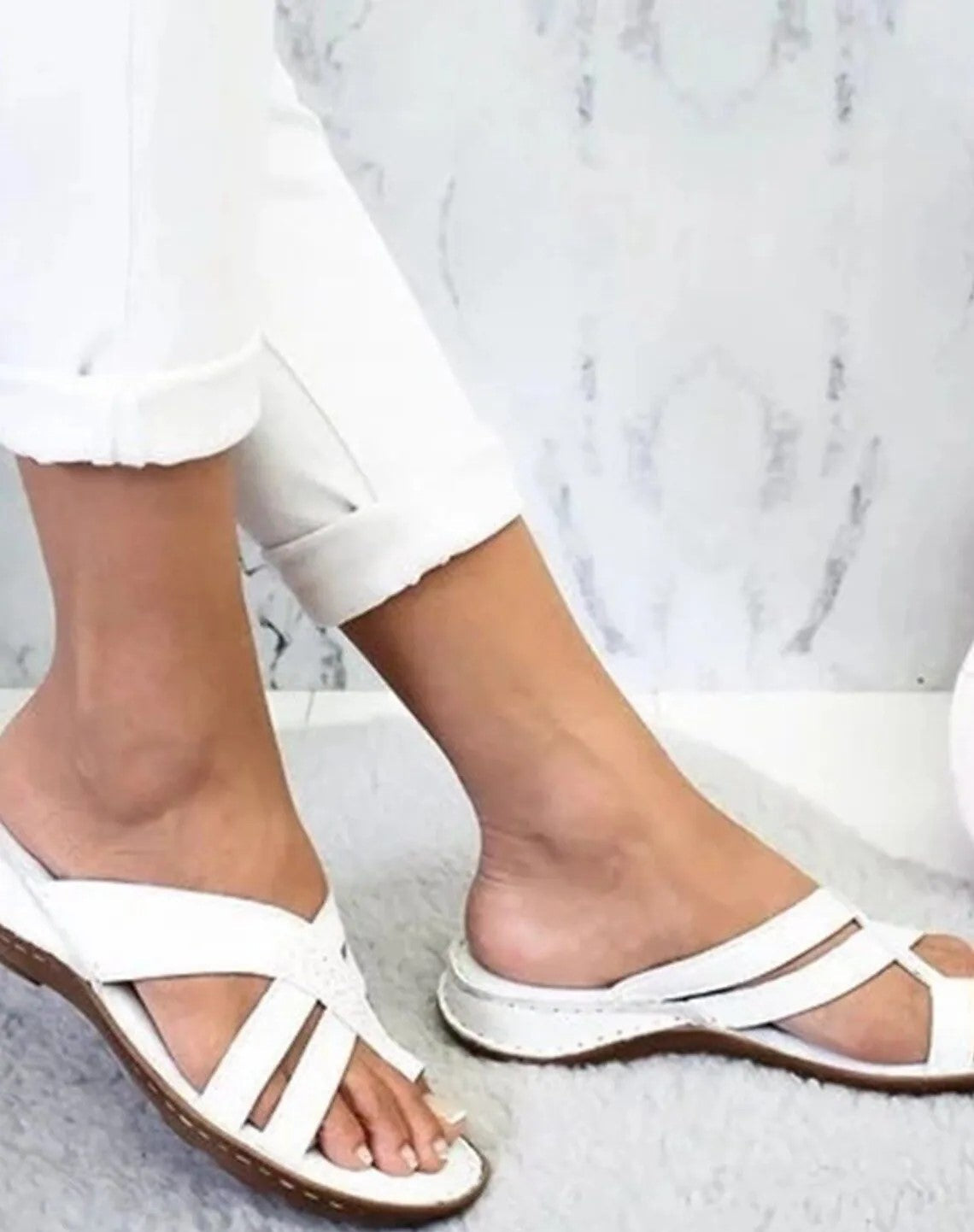 Aroa - Damskie sandały na obcasie z otwartym noskiem