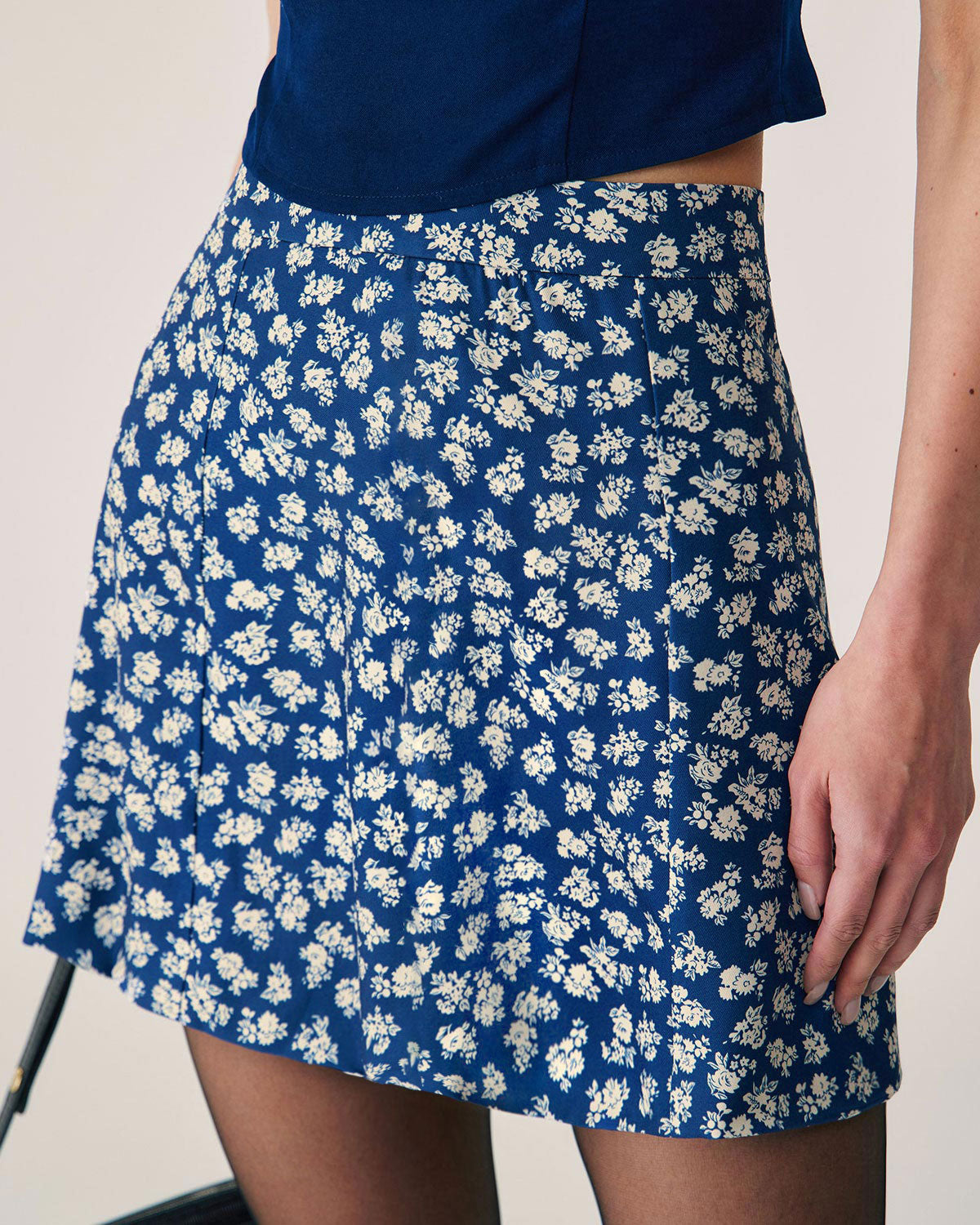 Falda Mini A-Line Floral en Marino