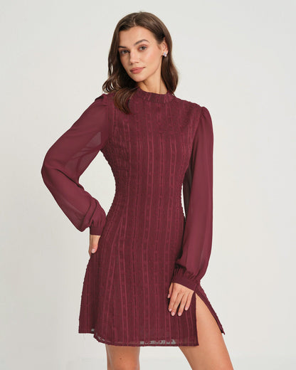 Vestido Mini de Chiffon Rojo Vino con Cuello Alto