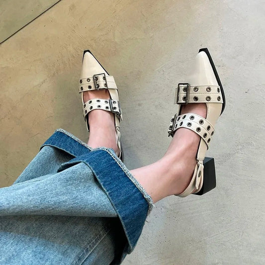 Poliana | Eleganckie sandały z koronki