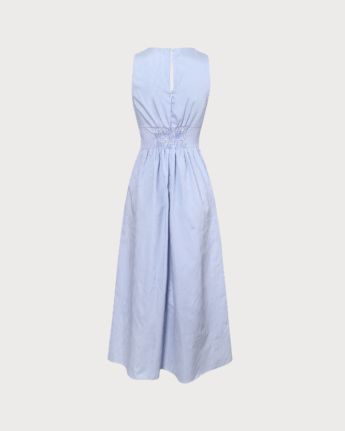 El Vestido Largo Maxi Rayado con Escote en V Azul