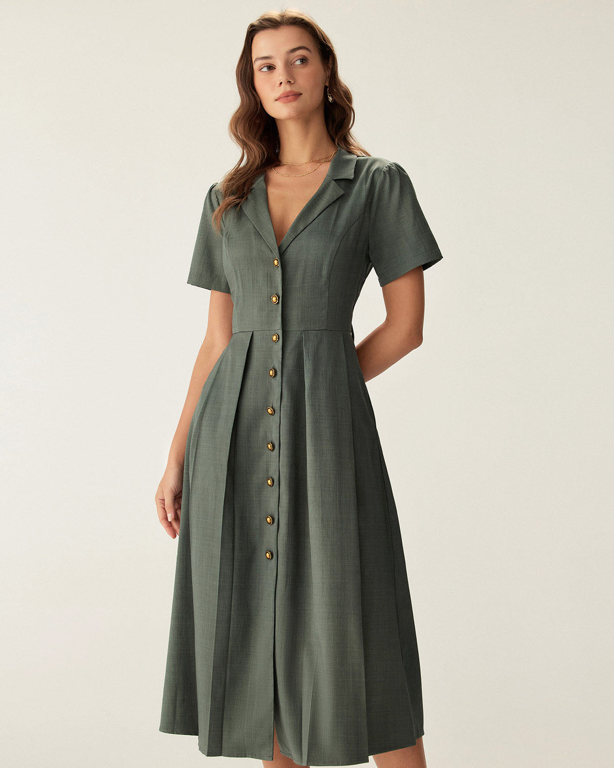 Vestido Midi Botonado Plisado Verde con Escote en V