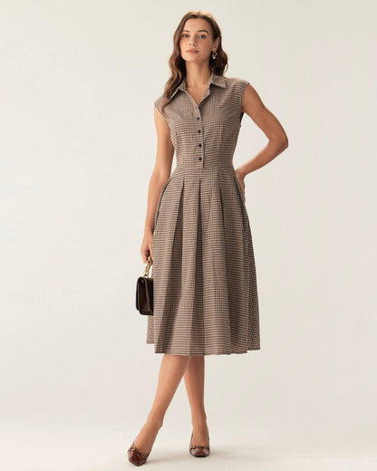 Vestido Midi Plisado a Cuadros Marrón con Botones