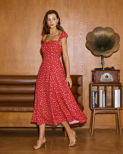 Vestido Midi Rojo Floral con Escote Corazón y Manga Corta