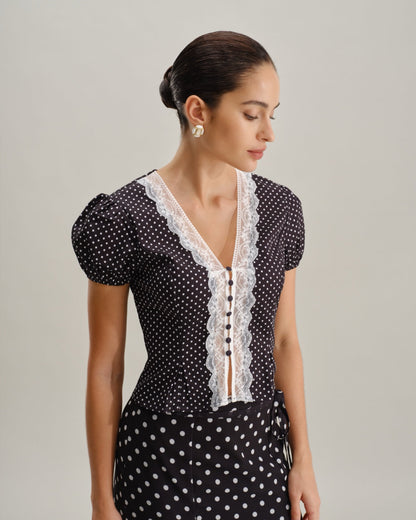 Blusa de Encaje con Lunares Negros