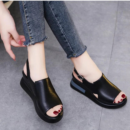 Porfiria | Wygodne sandały na platformie