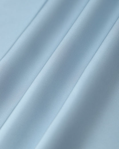 Vestido Midi de Satén con Cuello Cuadrado y Volantes Azul