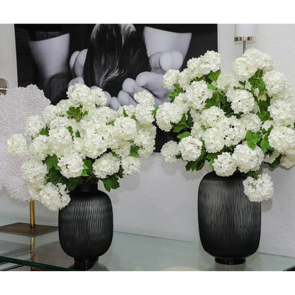 Jarrón Maximal con Hortensias Verde Bola de Nieve