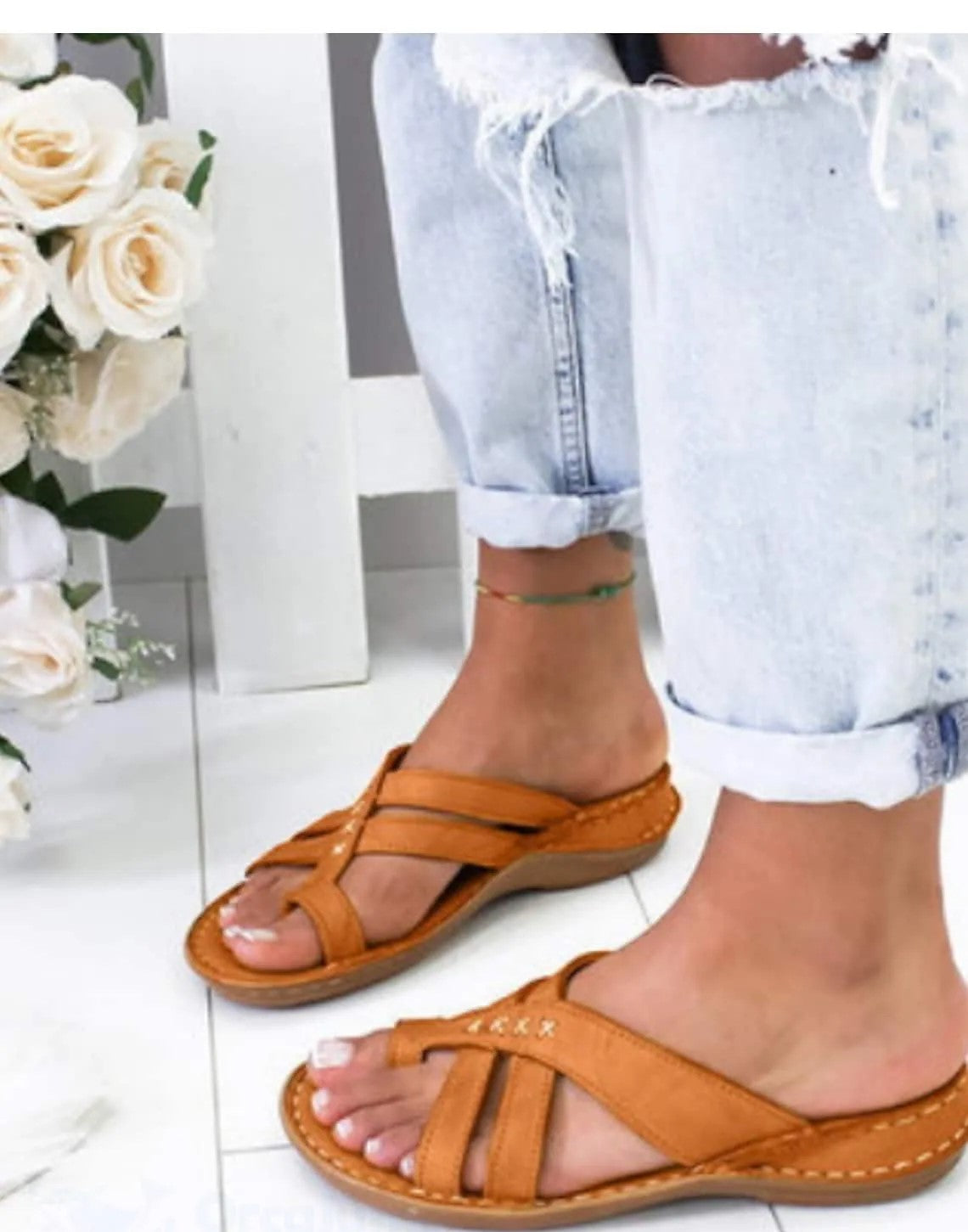 Aroa - Damskie sandały na obcasie z otwartym noskiem