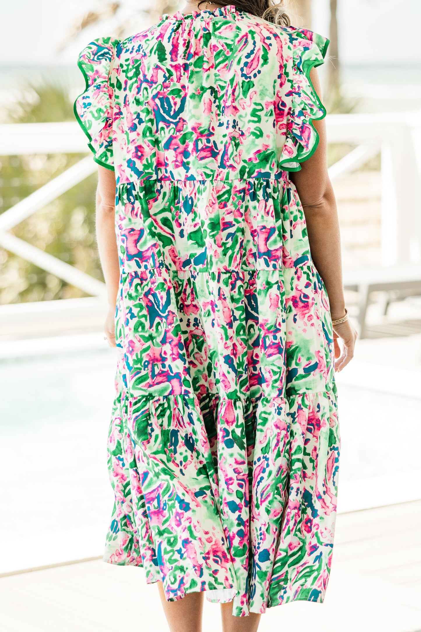 Todo Sobre el Vestido de Anoche, Verde
