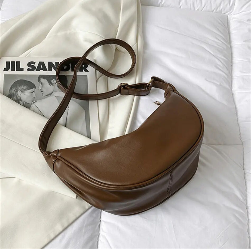 Léa | Bolso Bandolera Media Luna Minimalista