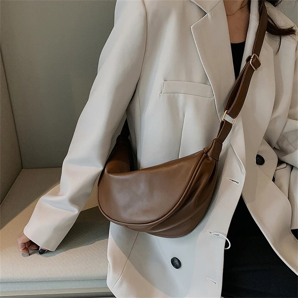 Léa | Bolso Bandolera Media Luna Minimalista