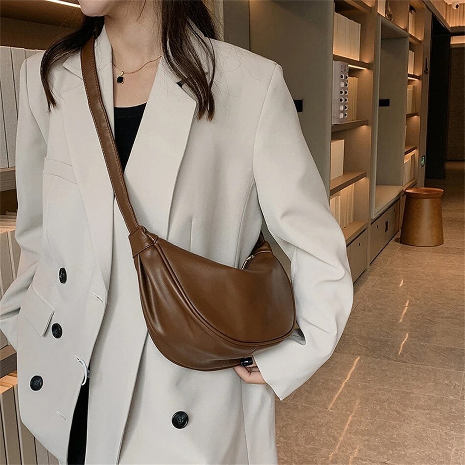 Léa | Bolso Bandolera Media Luna Minimalista