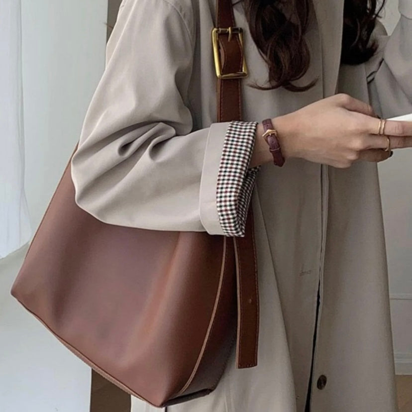 Élodie | Bolsa Cubo Minimalista Elegancia Moderna