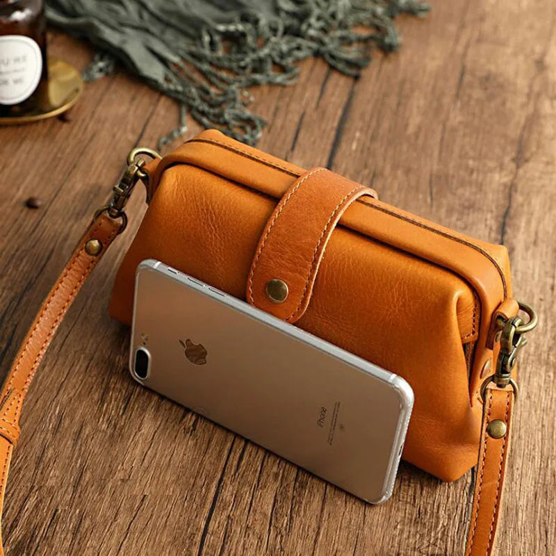 Juliette | Bolsa Clutch Vintage Compacta Elegante