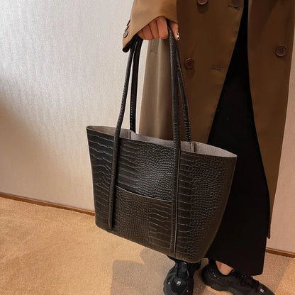 Victoire | Bolsa Tote Efecto Cocodrilo Elegancia Estructurada