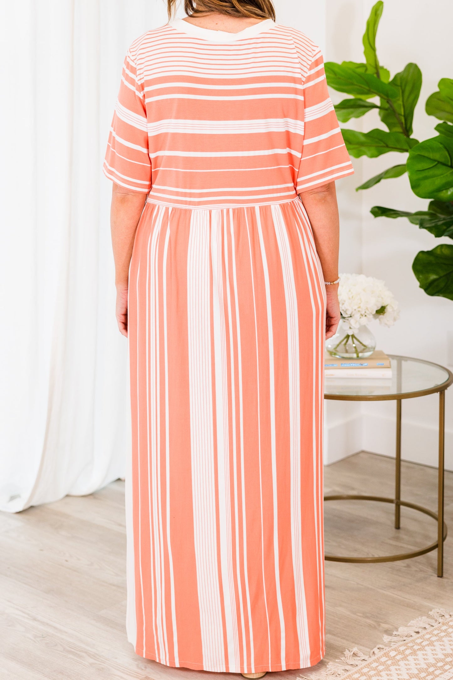 Soy La Única Vestido, Coral-Blanco
