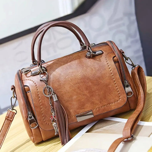 Clara | Bolso de Bowling Elegancia Vintage