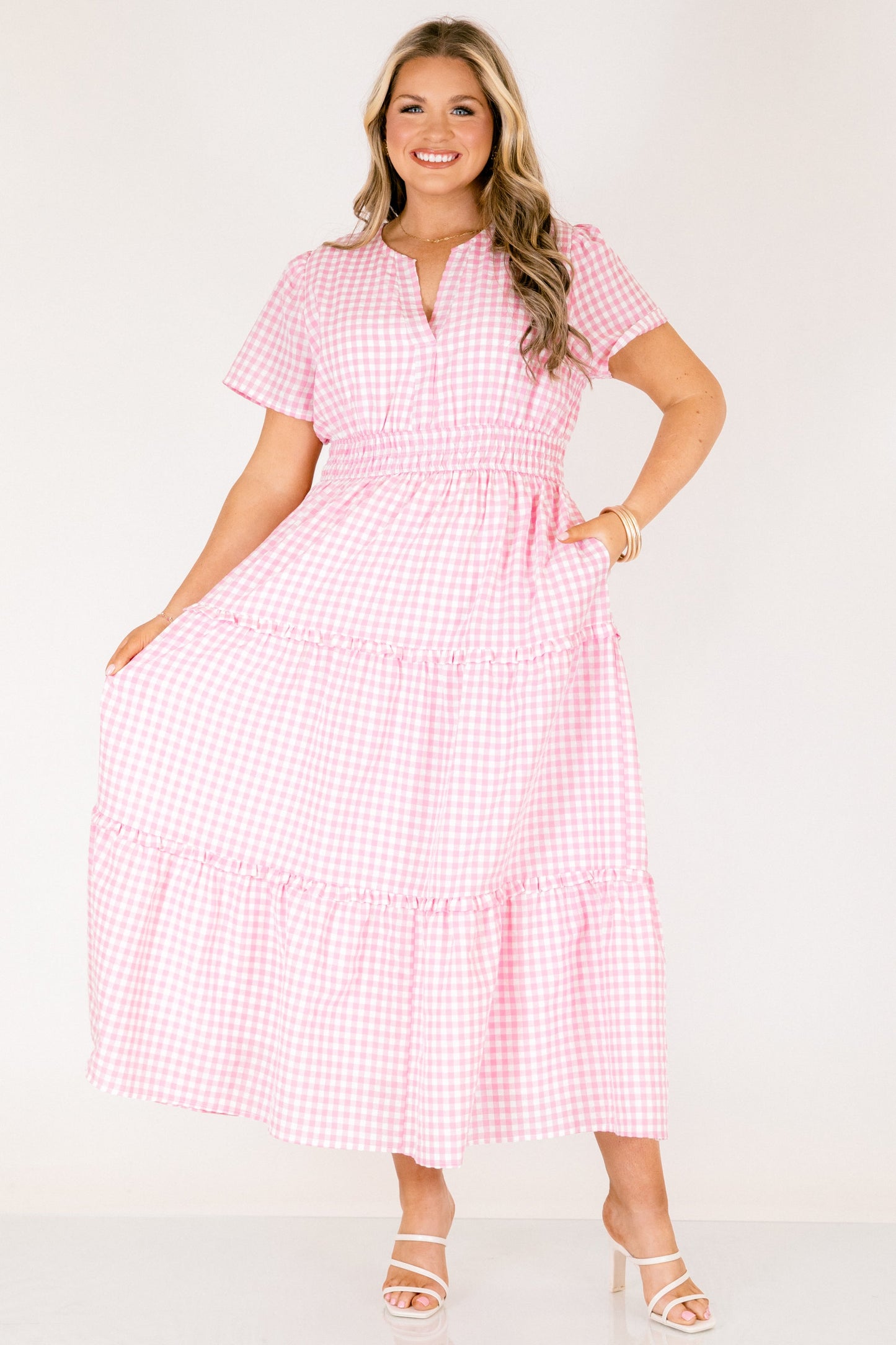 Vestido de Intenciones Simples, Cuadros Rosados