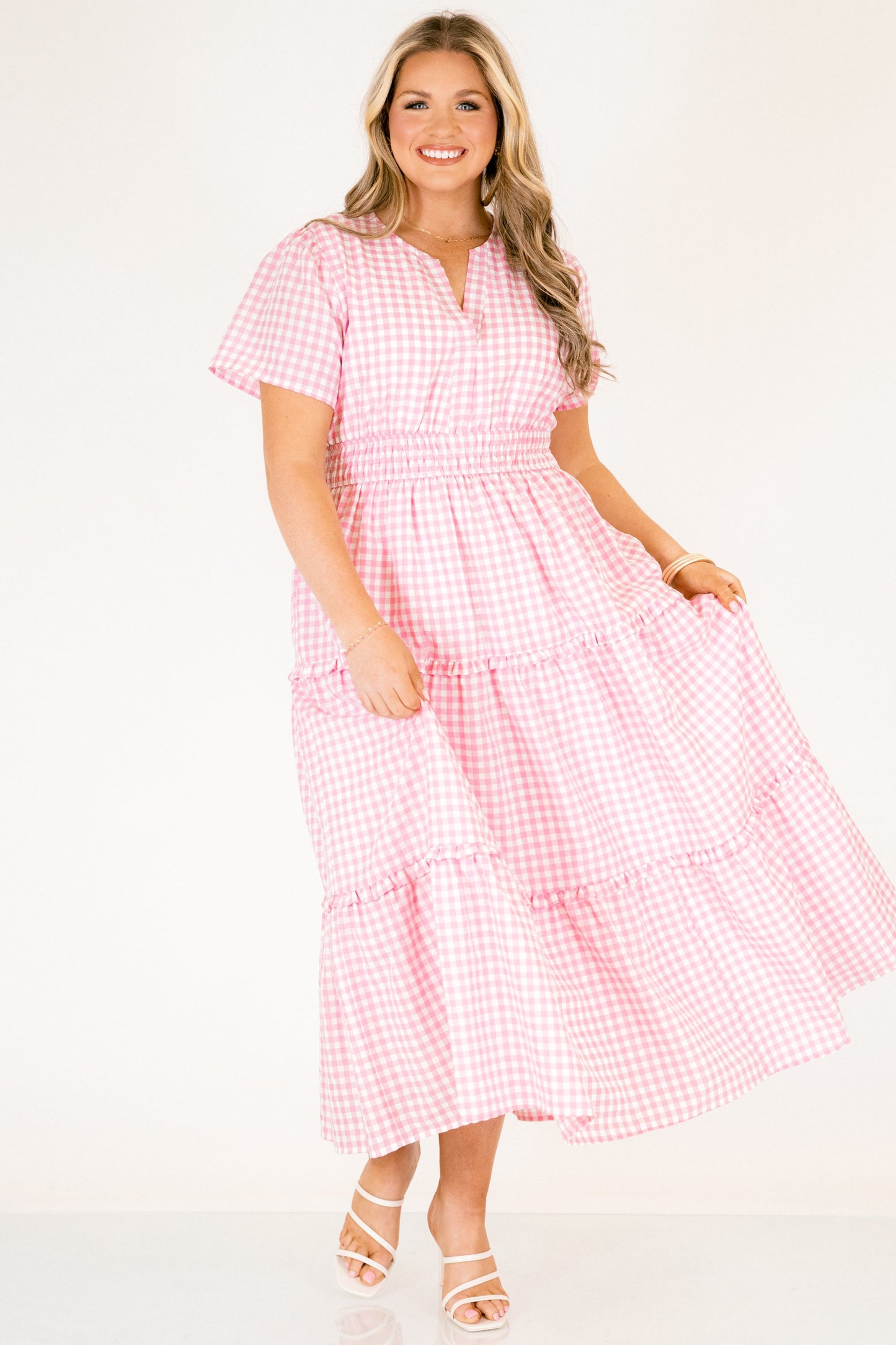 Vestido de Intenciones Simples, Cuadros Rosados