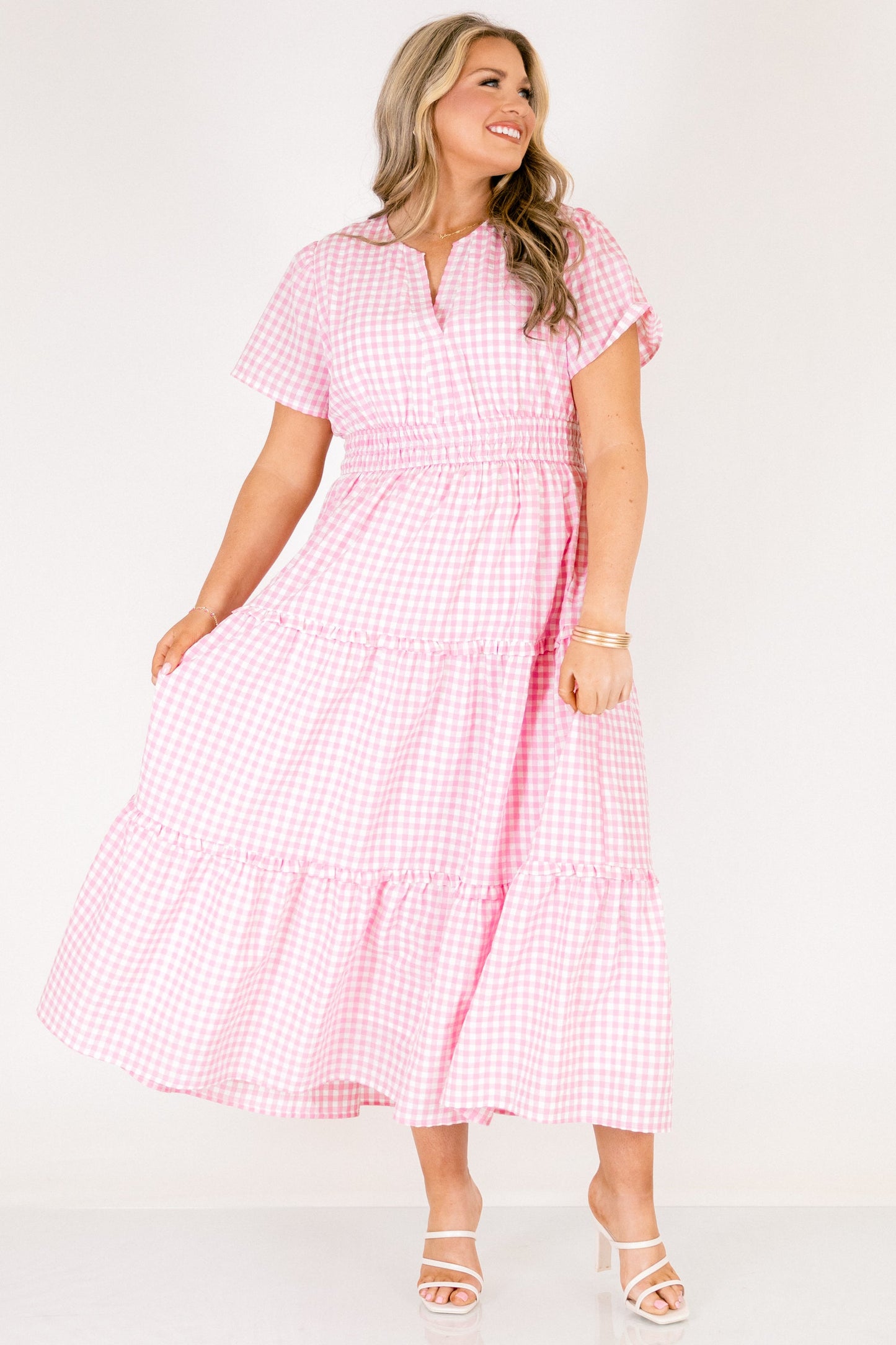 Vestido de Intenciones Simples, Cuadros Rosados