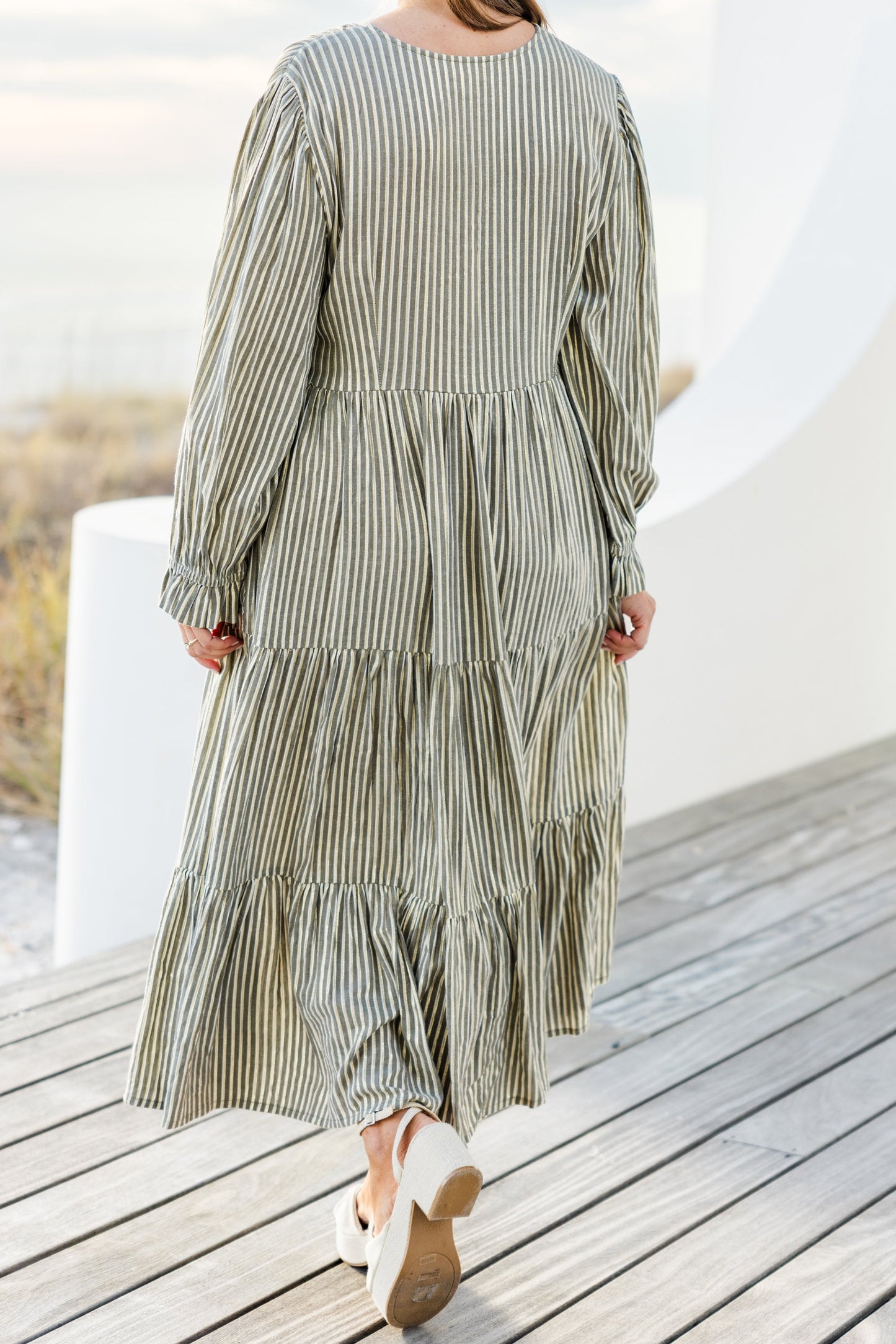 Vestido Midi Soñado de Fin de Semana, Gris