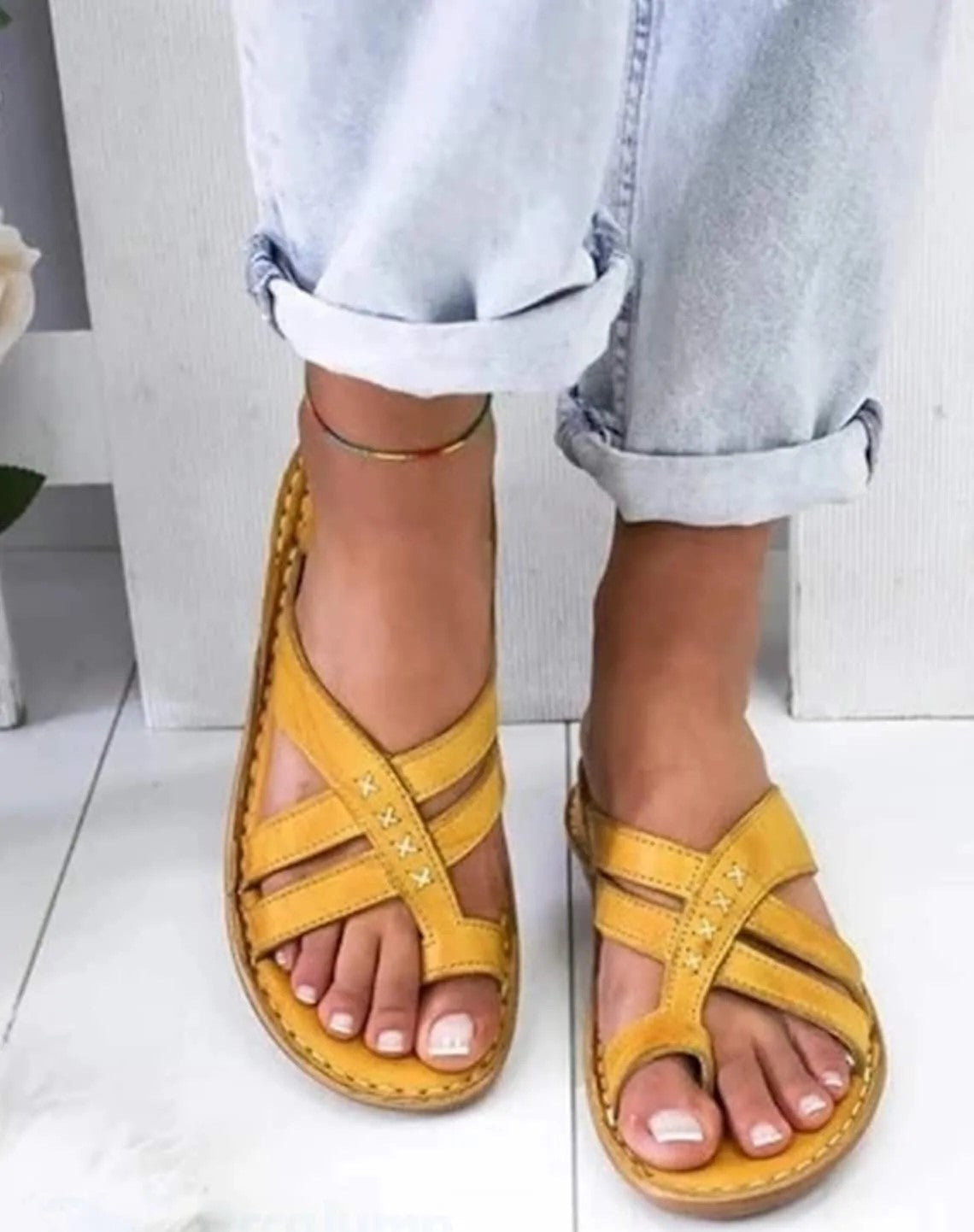 Aroa - Damskie sandały na obcasie z otwartym noskiem