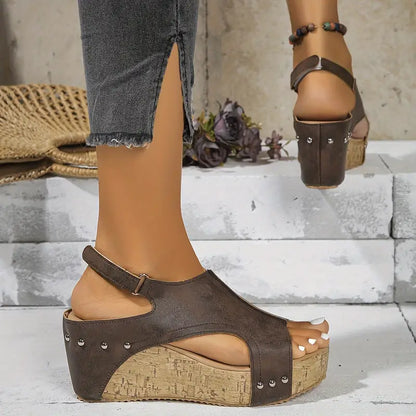 avellana | Vintage eleganckie sandały na platformie na wysokim obcasie