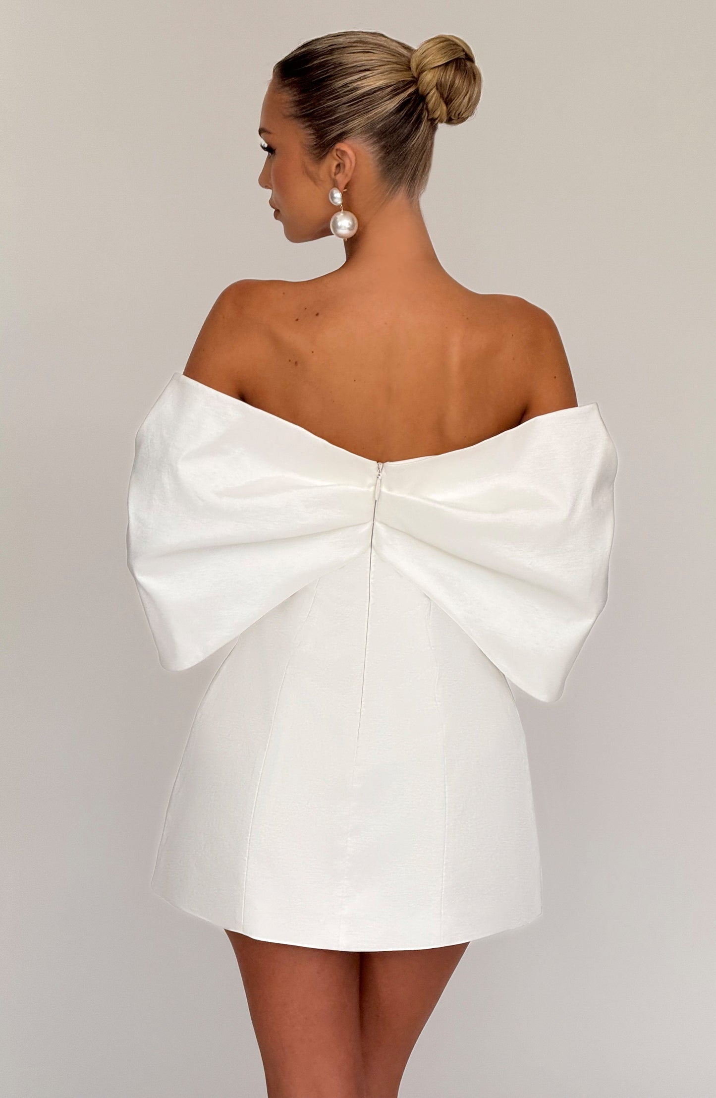 Sukienka Mini Briella - Kremowa