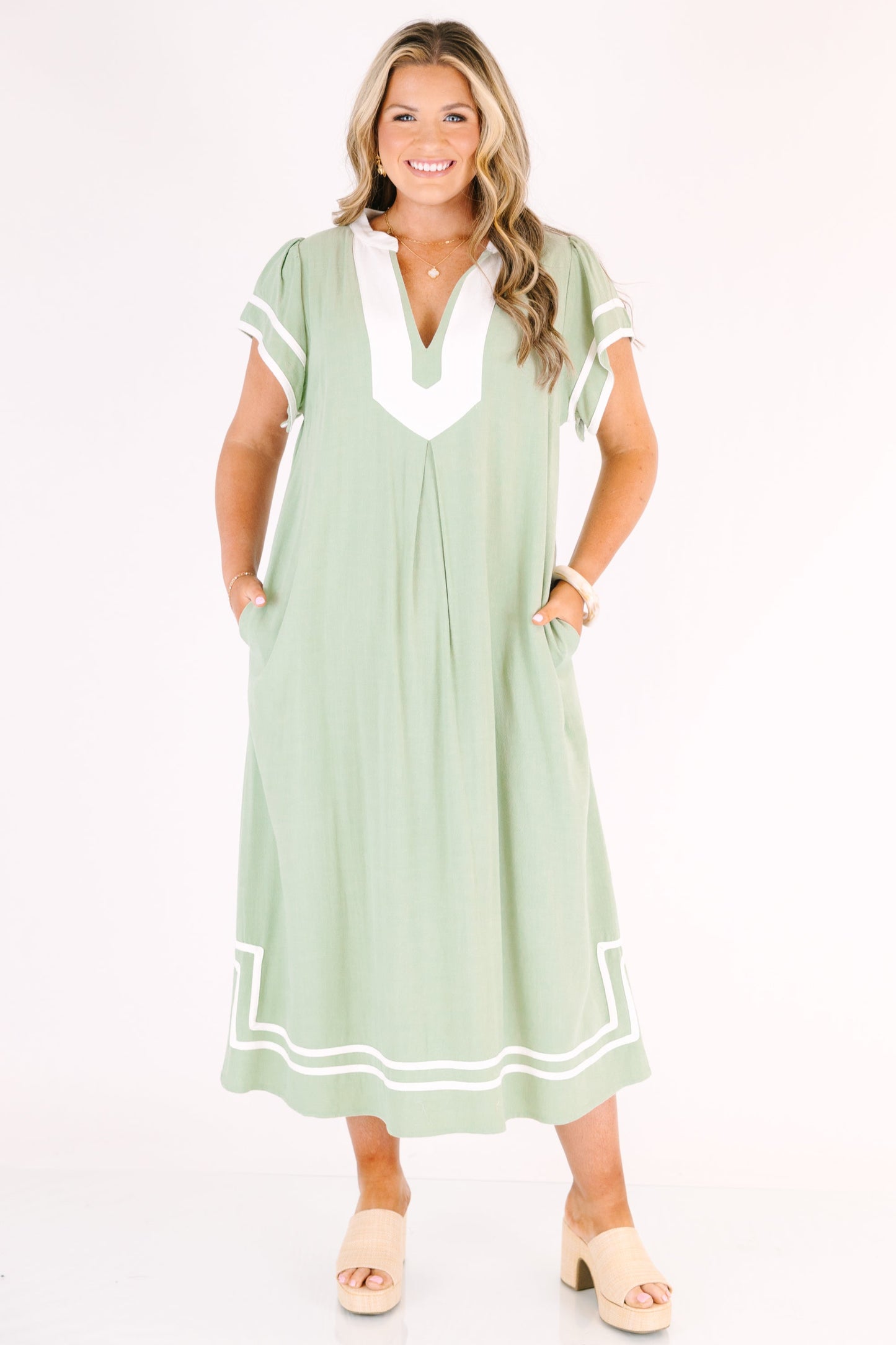 Vestido Lindo con un Toque, Salvia