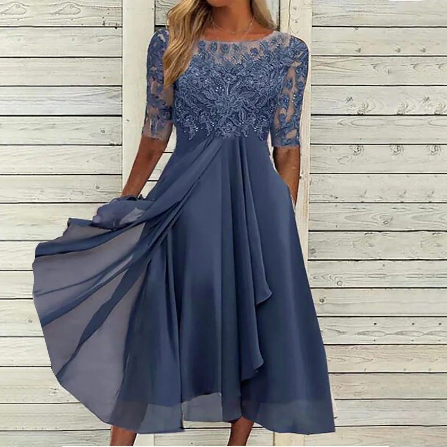 Puck™ - Elegante vestido midi de encaje