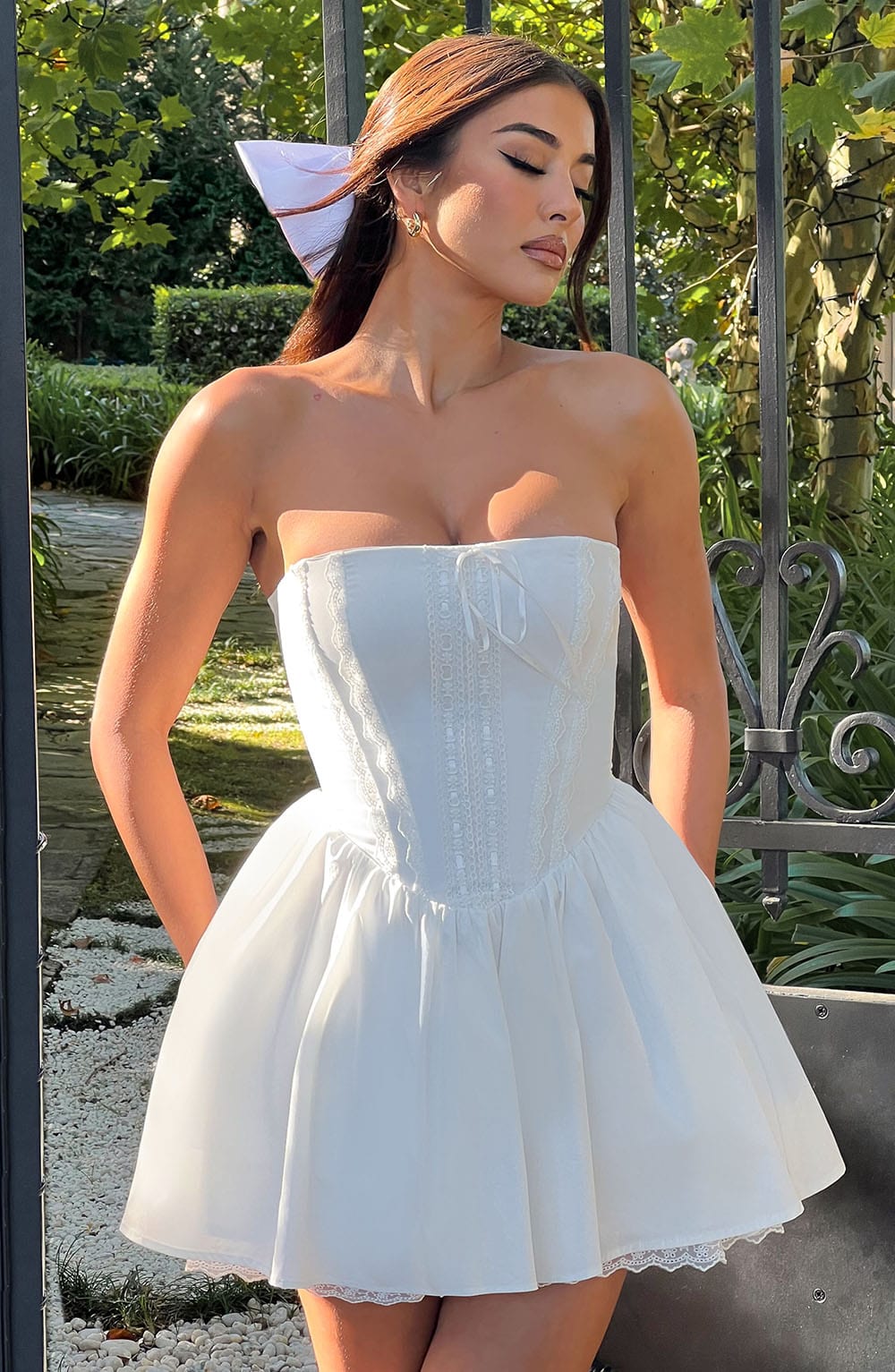 Mini sukienka Evie - ecru