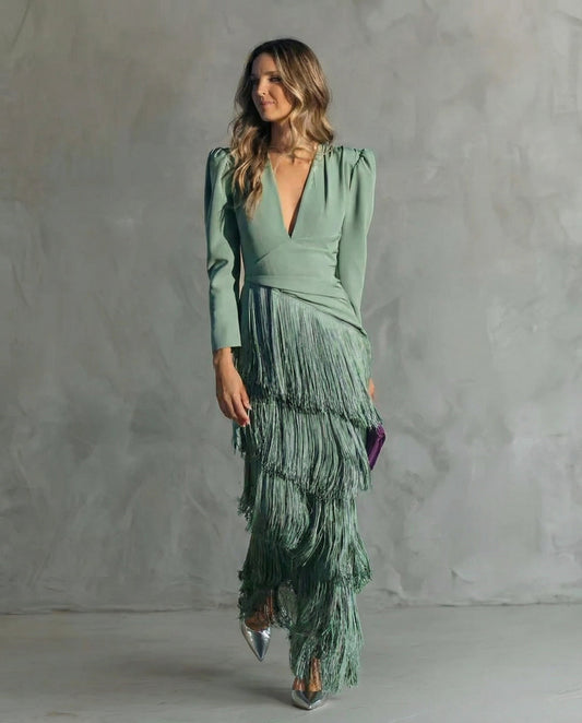 Alessia - Vestido midi elegante con mangas de flecos